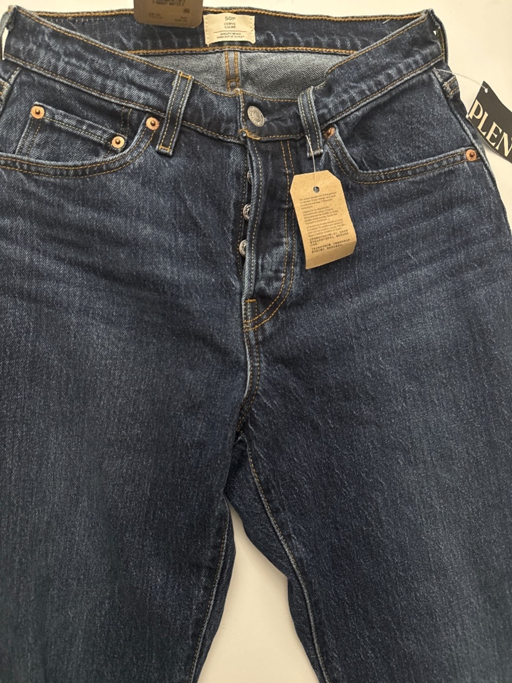 Levi’s 501 curve